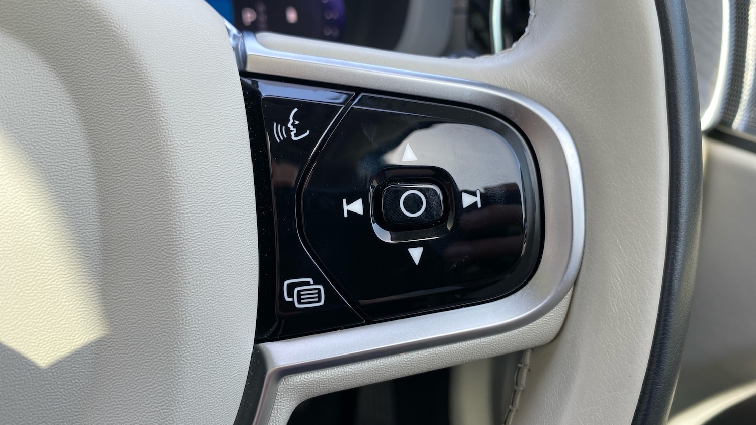 Used Volvo XC60 2024 for sale - 78180157: Photo 31