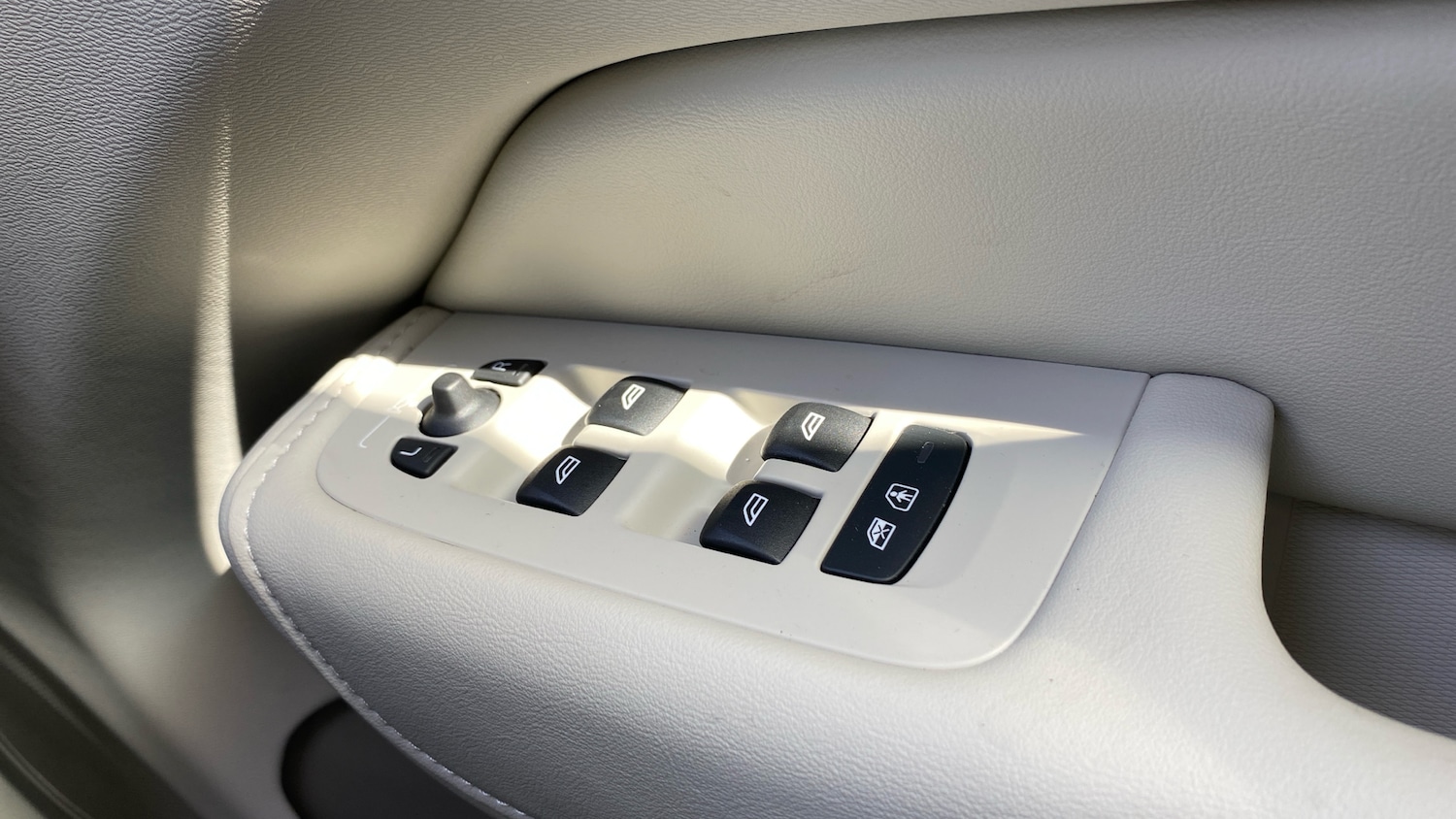 Used Volvo XC60 2024 for sale - 78180157: Photo 35