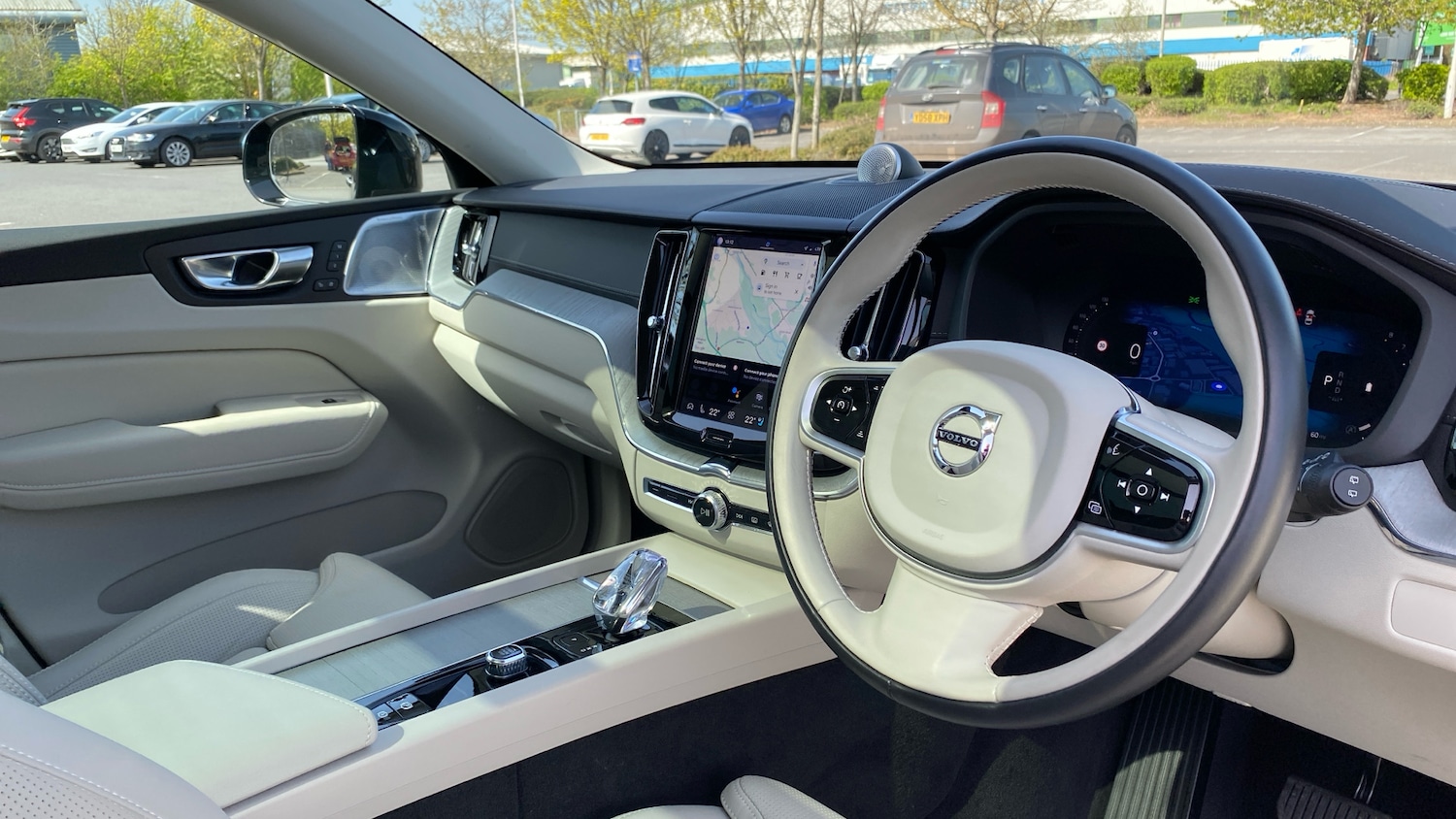 Used Volvo XC60 2024 for sale - 78180157: Photo 4