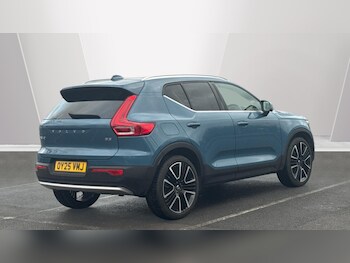 Used Volvo XC40 2025 for sale - 76833989: Photo