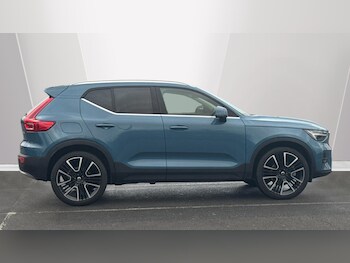 Used Volvo XC40 2025 for sale - 76833989: Photo