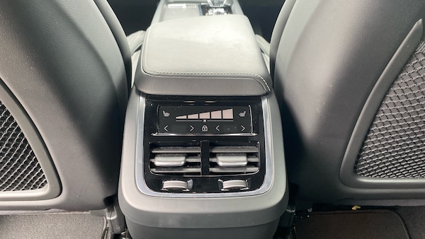 Used Volvo XC60 2024 for sale - 75250311: Photo 42