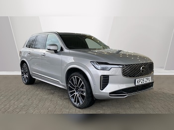 2025 (25) - 2.0 T8 PHEV Ultra Dark 5dr AWD Geartronic Estate