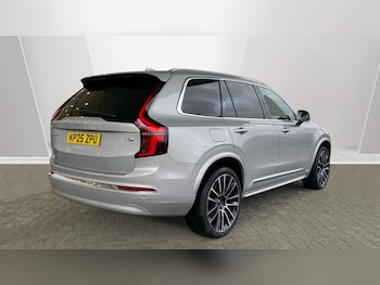 Used Volvo XC90 2025 for sale - 76796841: Photo