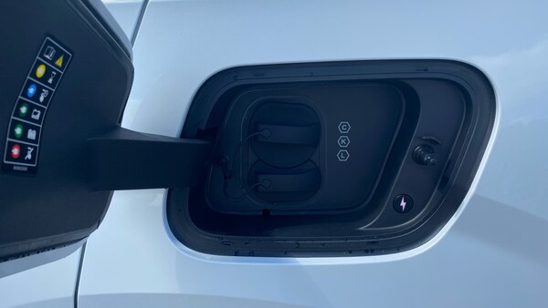 Used Volvo EX30 2025 for sale - 75358461: Photo 49