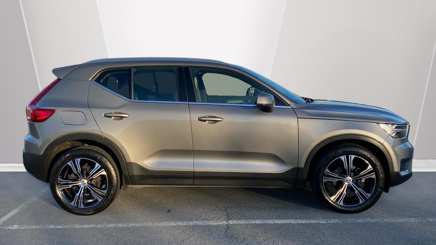 Used Volvo XC40 2022 for sale - 77207345: Photo 3