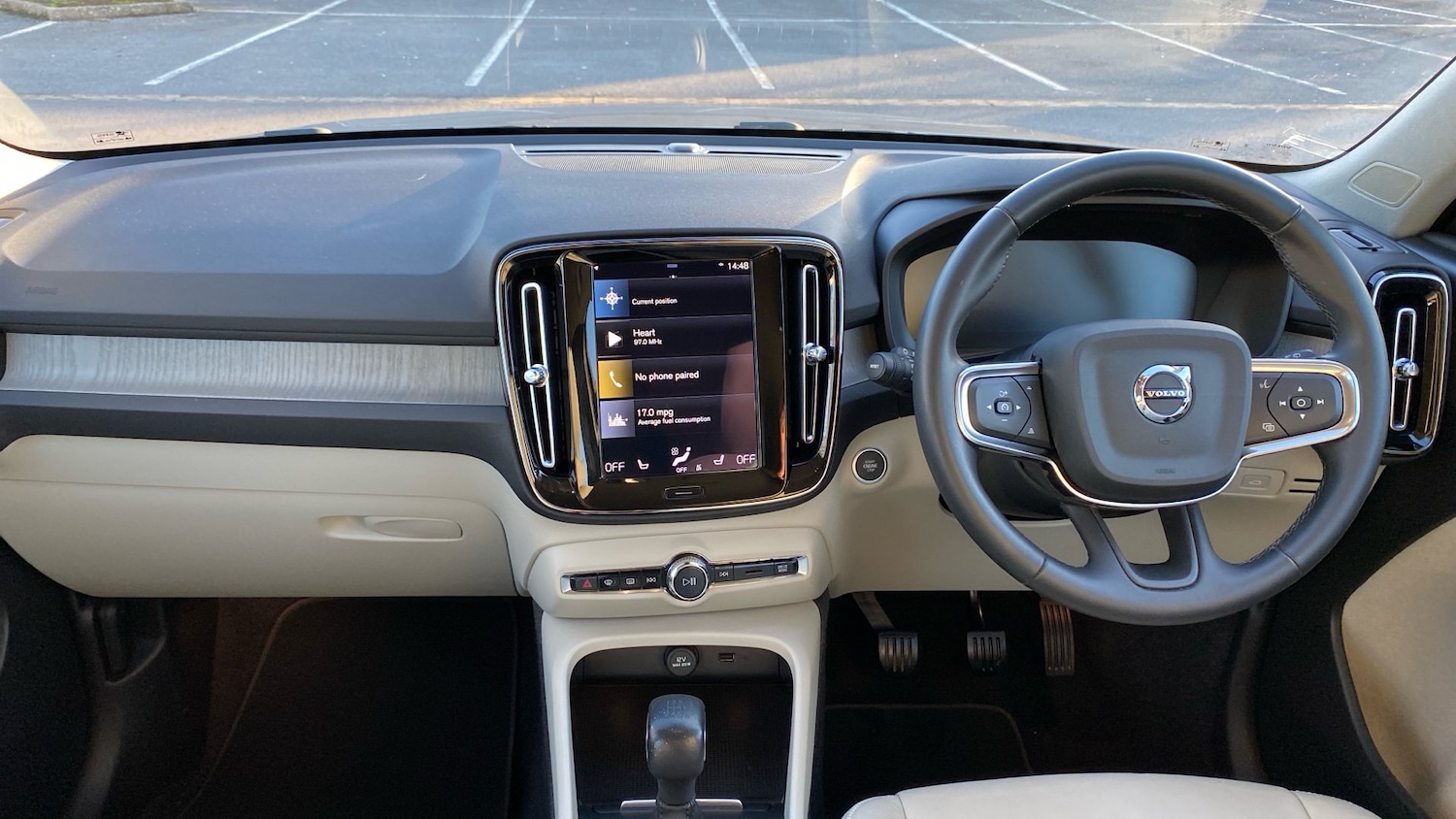 Used Volvo XC40 2022 for sale - 77207345: Photo 5