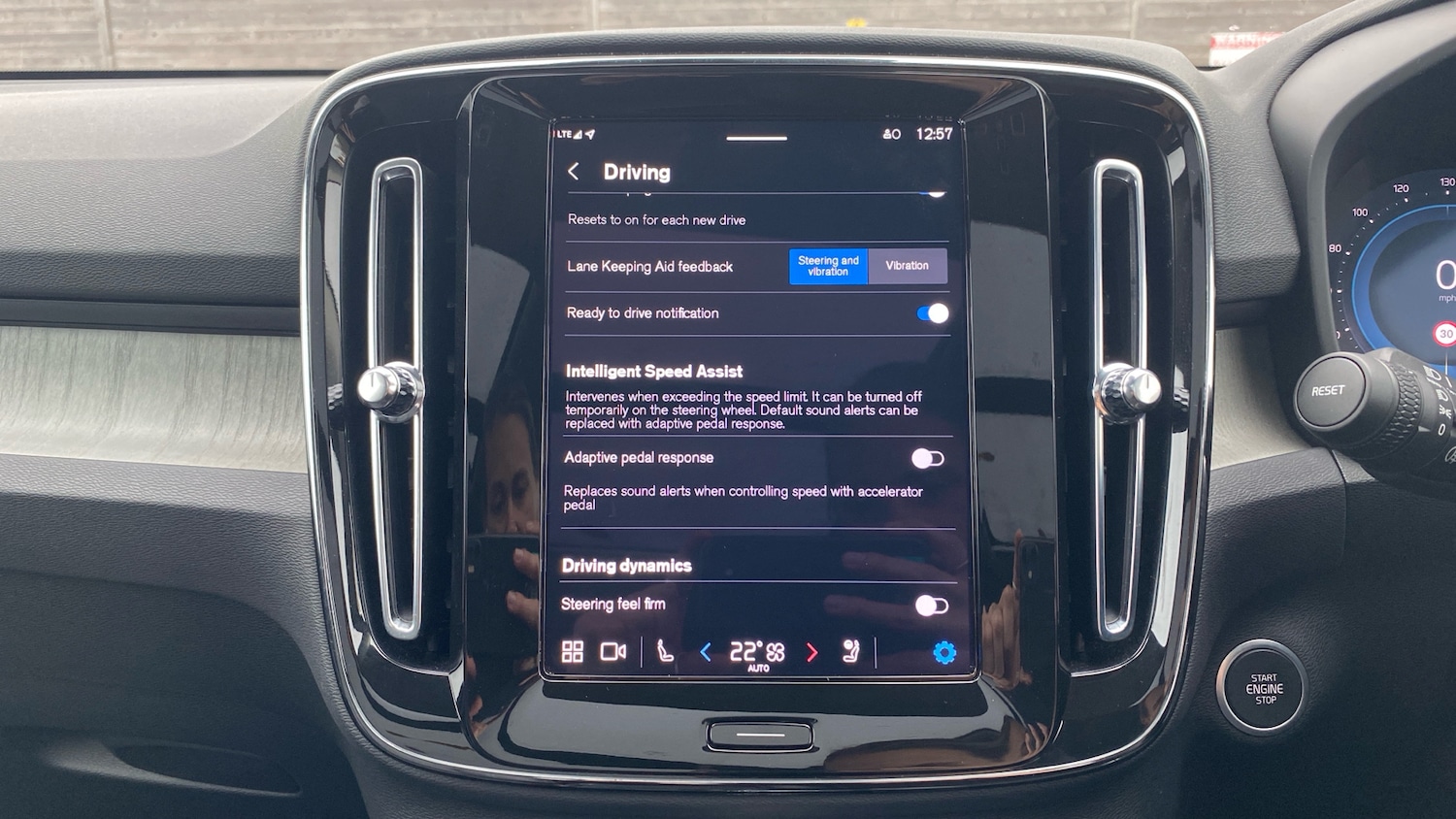 Used Volvo XC40 2024 for sale - 76653286: Photo 38