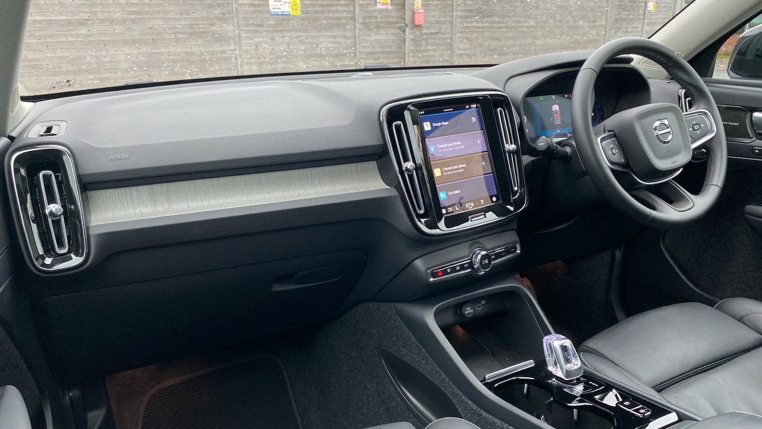 Used Volvo XC40 2024 for sale - 76653286: Photo 4