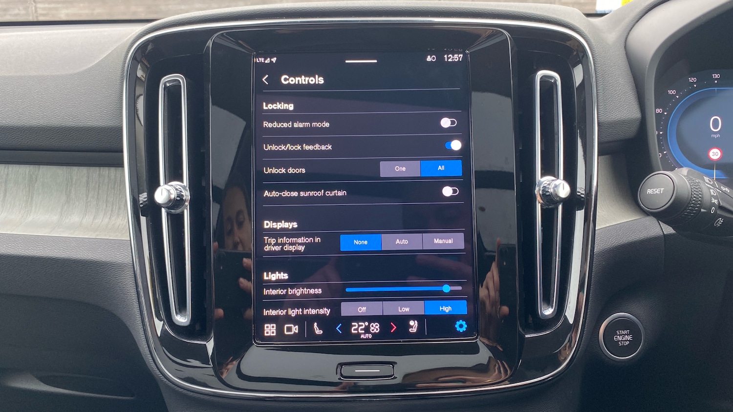 Used Volvo XC40 2024 for sale - 76653286: Photo 40