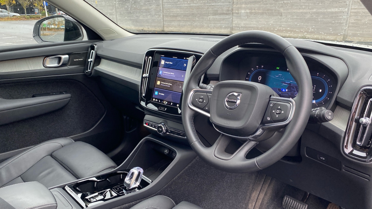 Used Volvo XC40 2024 for sale - 76653286: Photo 5