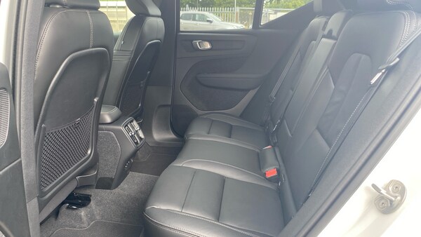 Used Volvo XC40 2023 for sale - 75241738: Photo 10