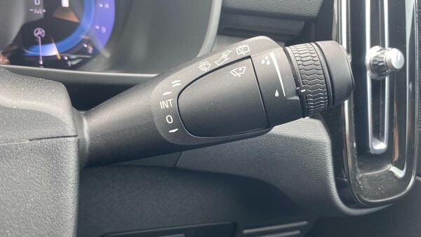 Used Volvo XC40 2023 for sale - 75241738: Photo 24