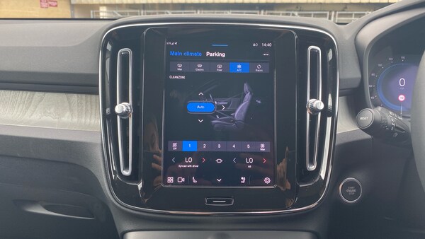Used Volvo XC40 2023 for sale - 75241738: Photo 30