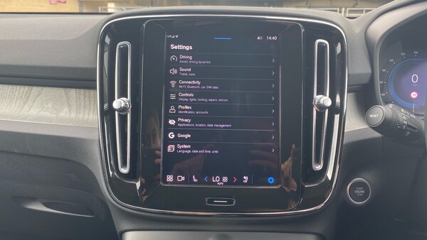 Used Volvo XC40 2023 for sale - 75241738: Photo 33