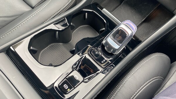 Used Volvo XC40 2023 for sale - 75241738: Photo 37