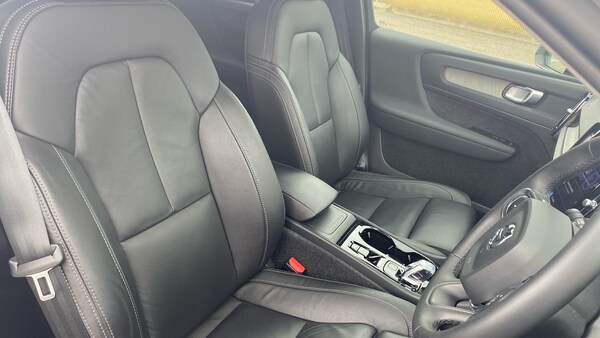 Used Volvo XC40 2023 for sale - 75241738: Photo 9