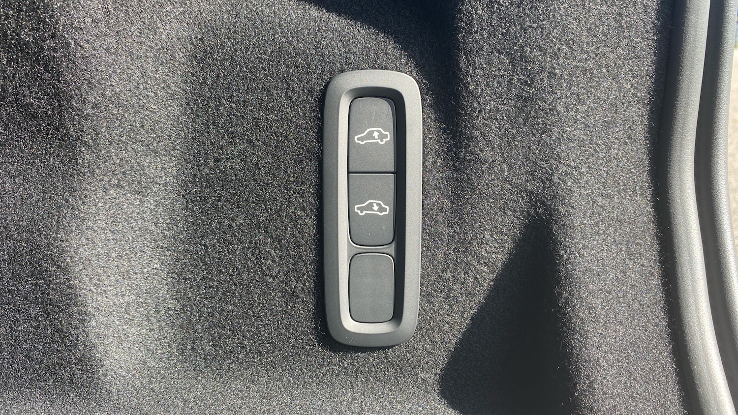 Used Volvo XC60 2025 for sale - 77465564: Photo 44