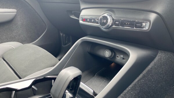 Used Volvo XC40 2024 for sale - 75304399: Photo 14