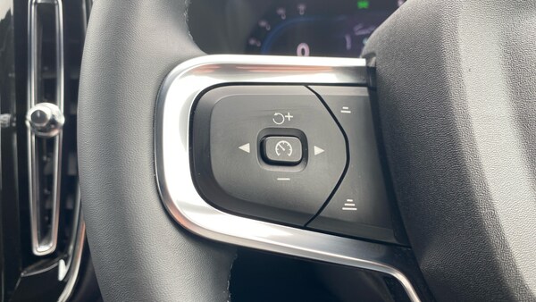 Used Volvo XC40 2024 for sale - 75304399: Photo 18