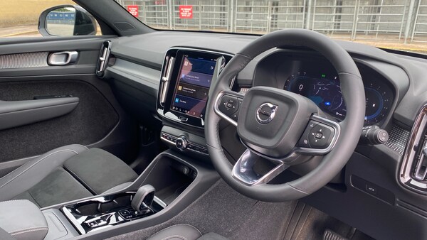Used Volvo XC40 2024 for sale - 75304399: Photo 5