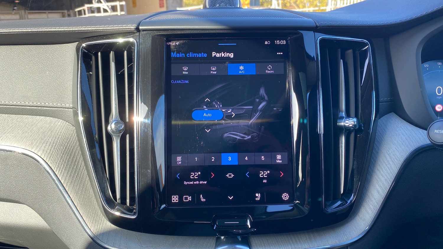 Used Volvo XC60 2025 for sale - 77462332: Photo 31