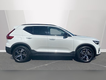 Used Volvo XC40 2023 for sale - 79099494: Photo