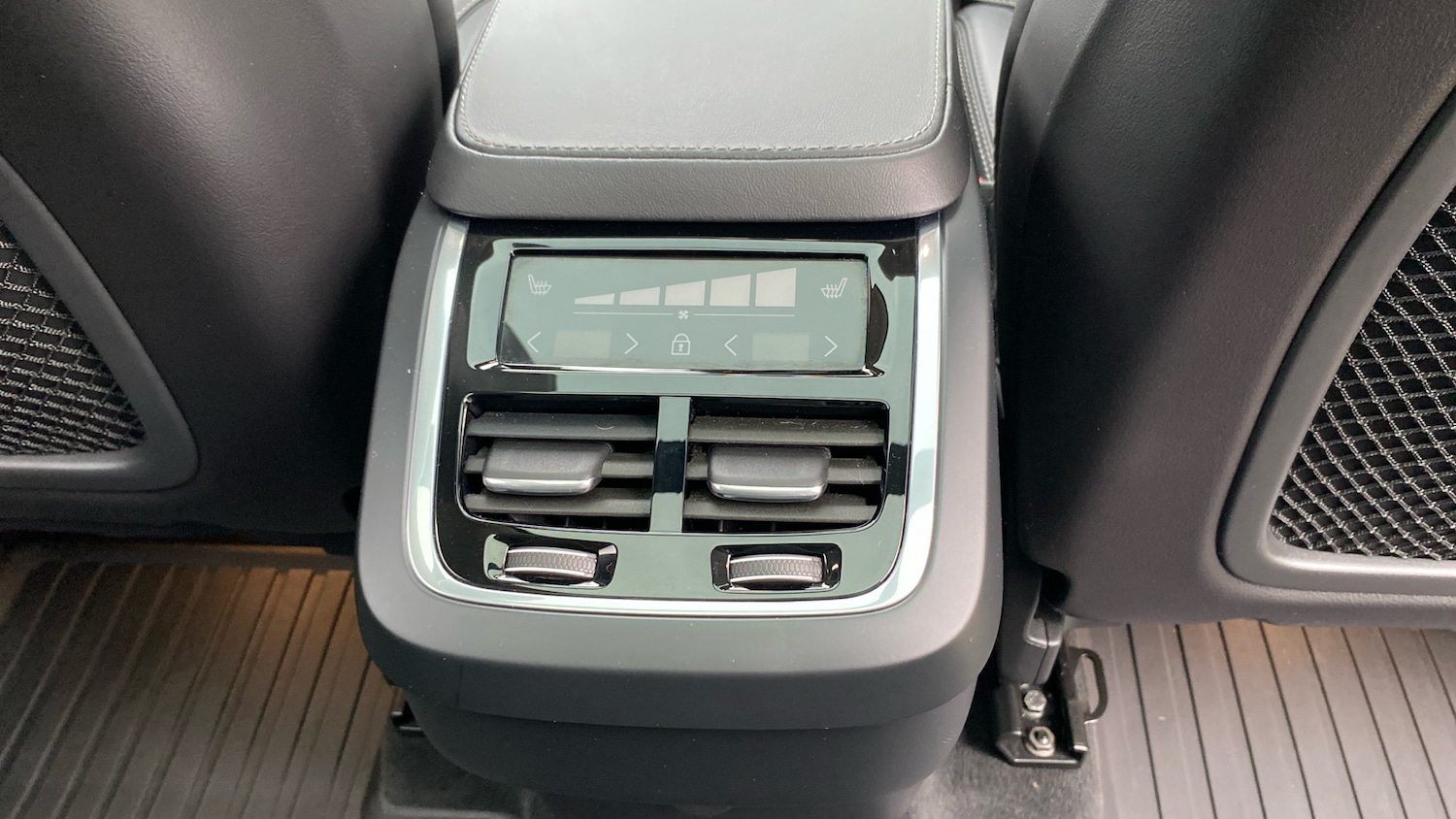 Used Volvo XC90 2023 for sale - 78155276: Photo 38