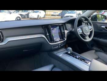 Used Volvo V60 2023 for sale - 75061213: Photo