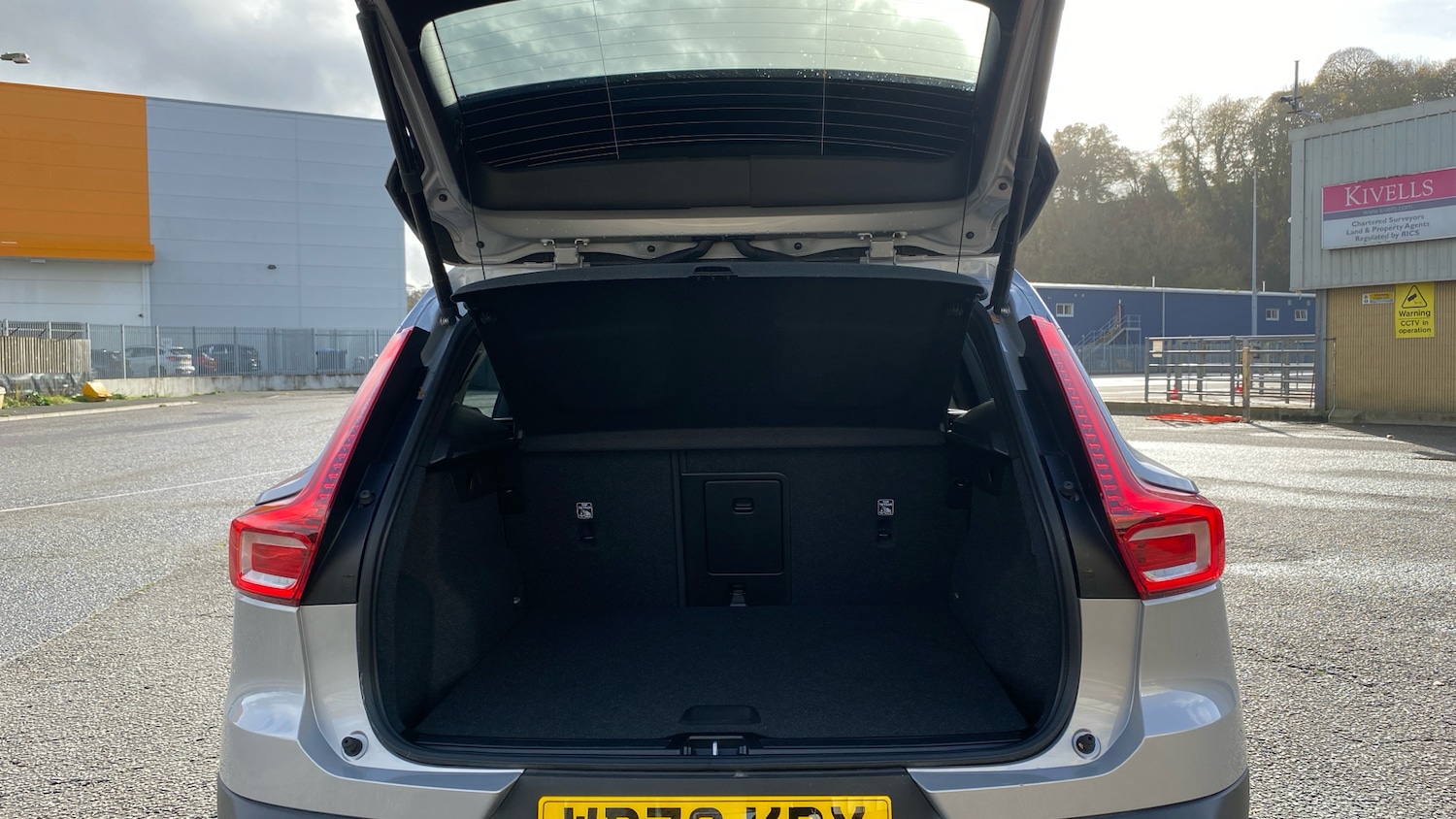 Used Volvo XC40 2023 for sale - 76653251: Photo 13