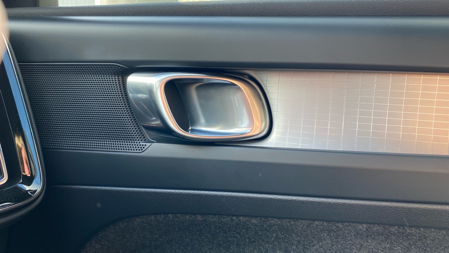 Used Volvo XC40 2023 for sale - 76653251: Photo 15