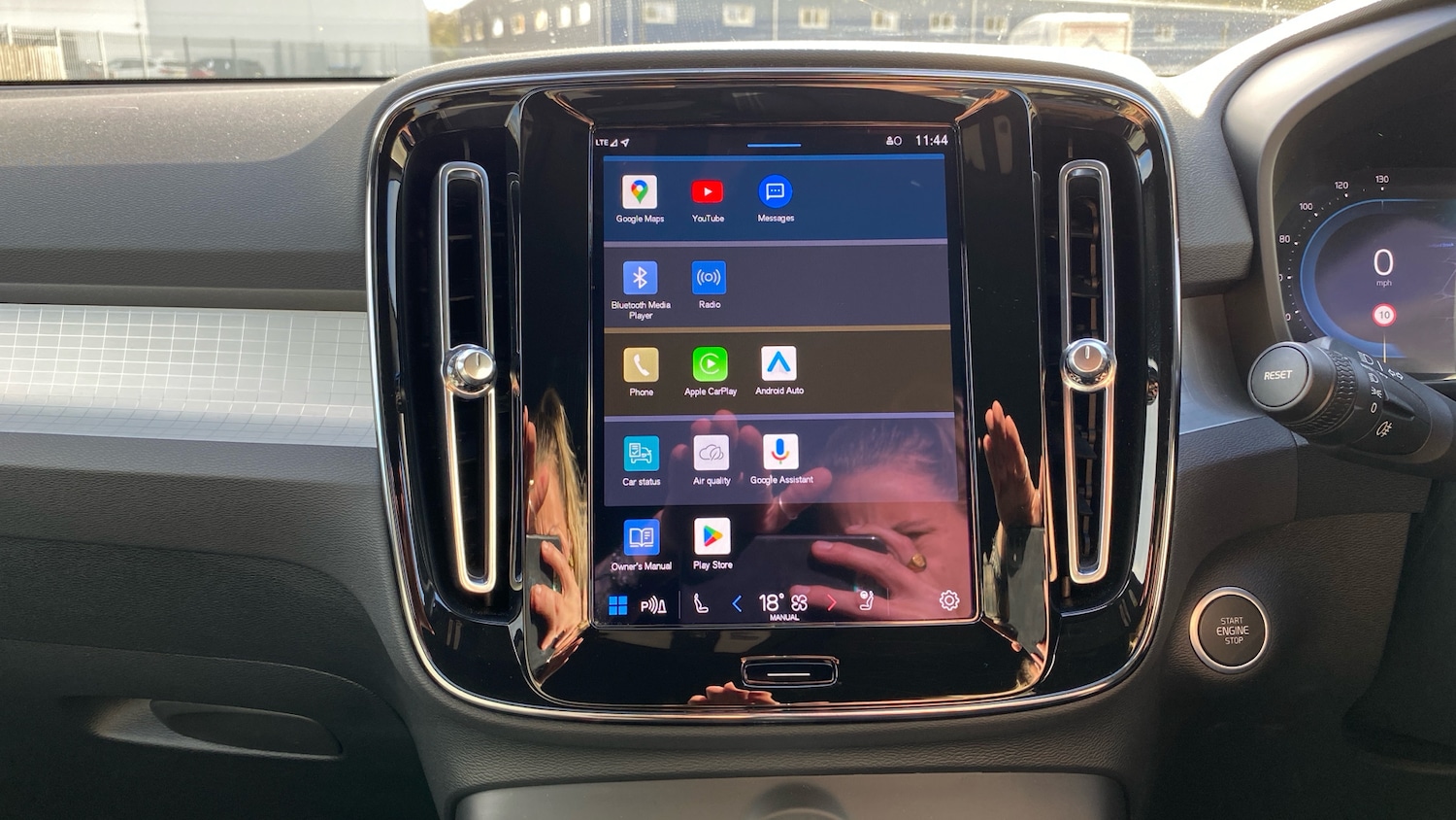 Used Volvo XC40 2023 for sale - 76653251: Photo 21