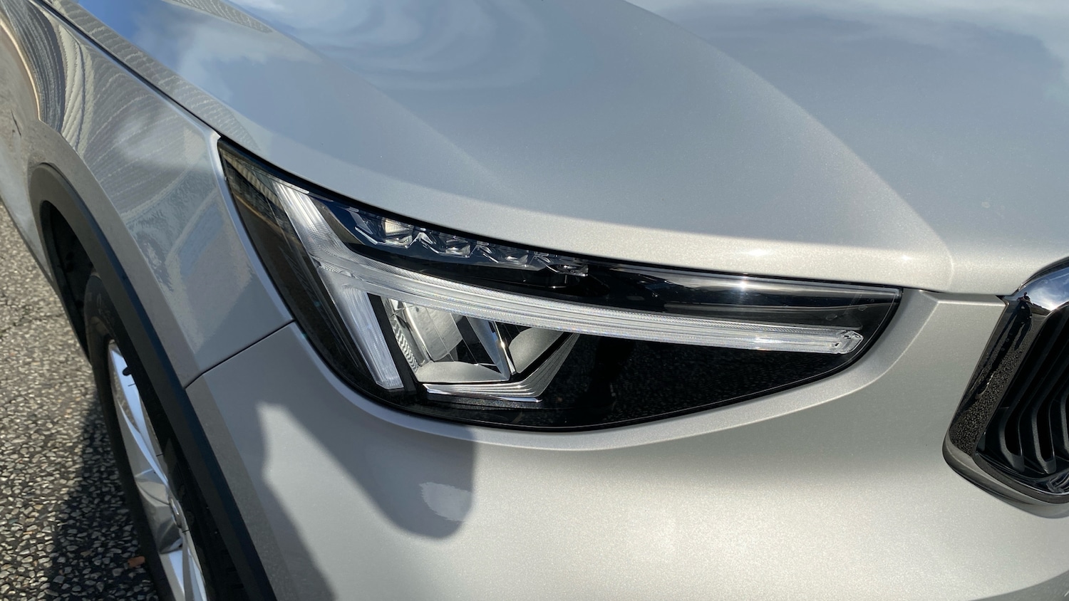 Used Volvo XC40 2023 for sale - 76653251: Photo 39