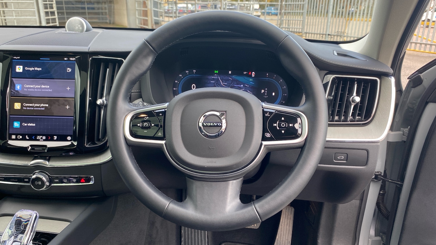 Used Volvo XC60 2025 for sale - 76653257: Photo 10