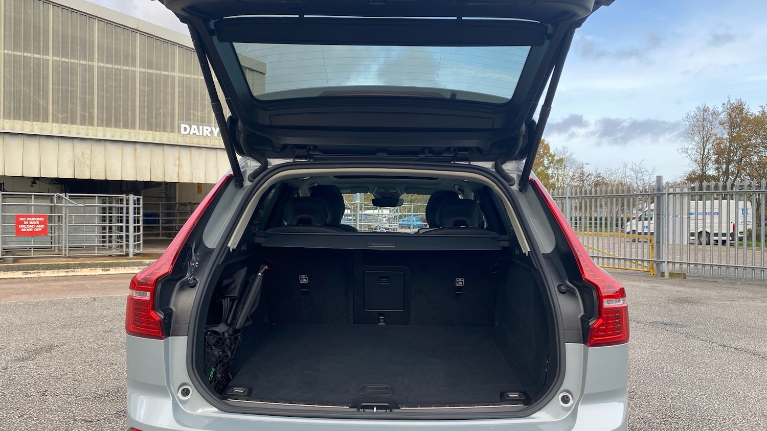 Used Volvo XC60 2025 for sale - 76653257: Photo 13