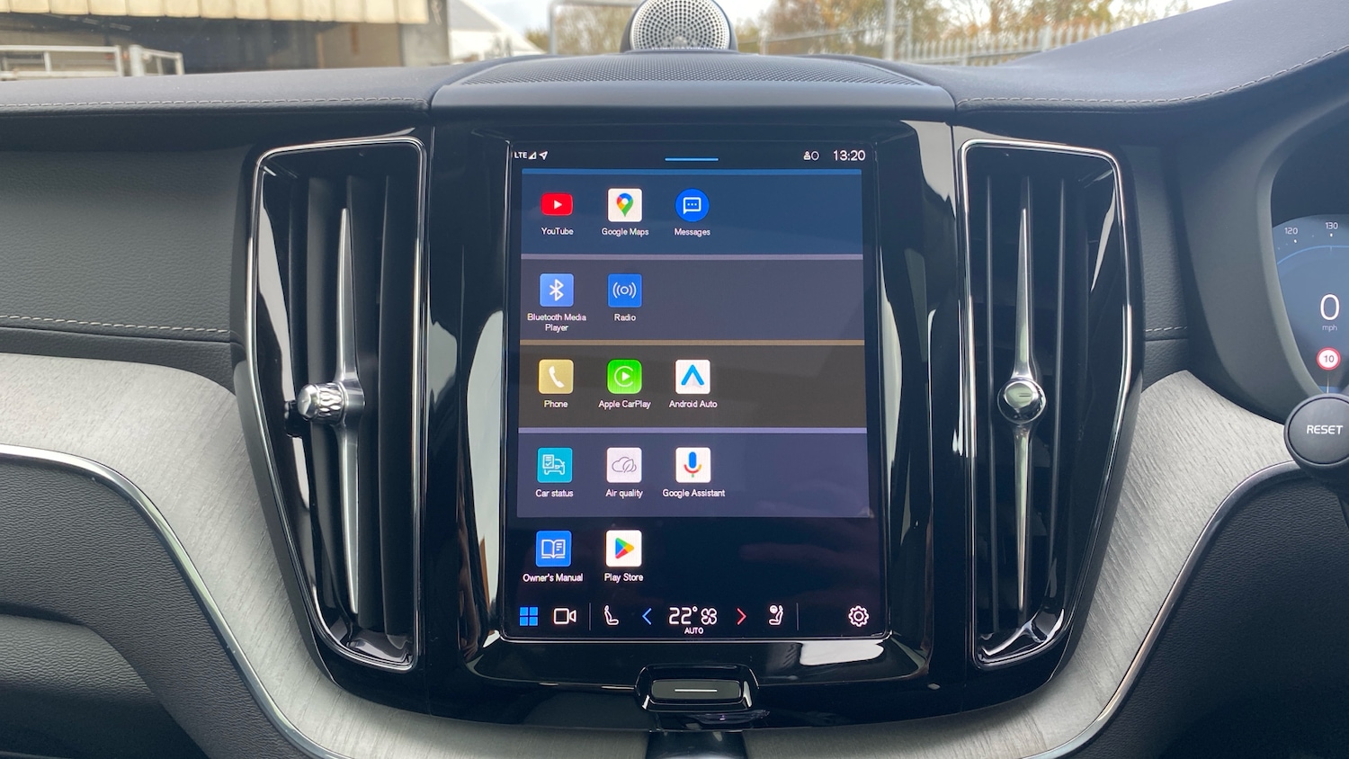 Used Volvo XC60 2025 for sale - 76653257: Photo 23