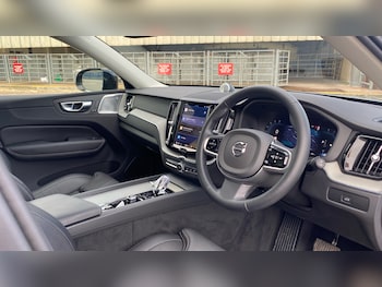 Used Volvo XC60 2025 for sale - 76653257: Photo