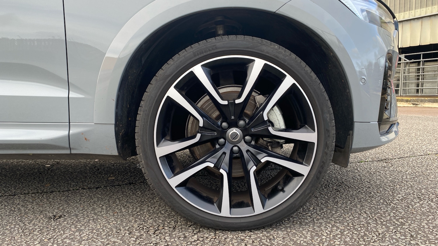 Used Volvo XC60 2025 for sale - 76653257: Photo 9