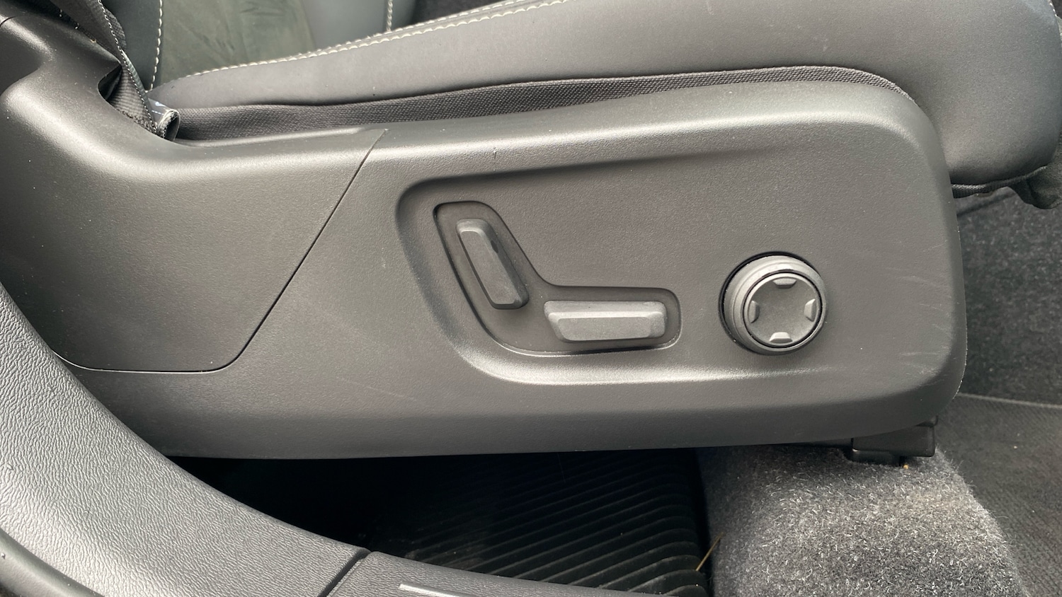 Used Volvo XC40 2022 for sale - 77105195: Photo 45