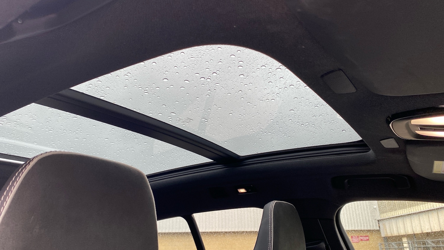 Used Volvo XC40 2022 for sale - 77105195: Photo 46