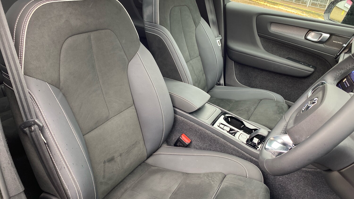 Used Volvo XC40 2022 for sale - 77105195: Photo 47