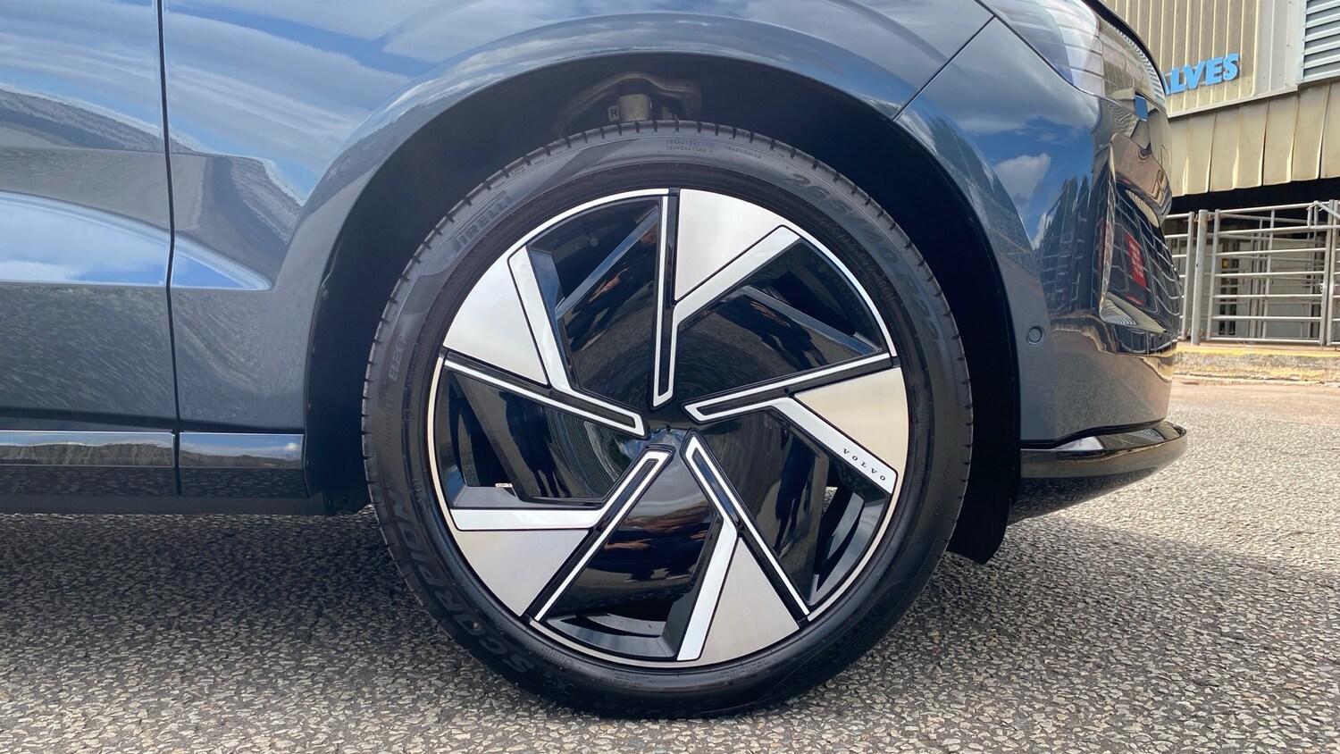 Used Volvo EX90 2025 for sale - 77570544: Photo 16