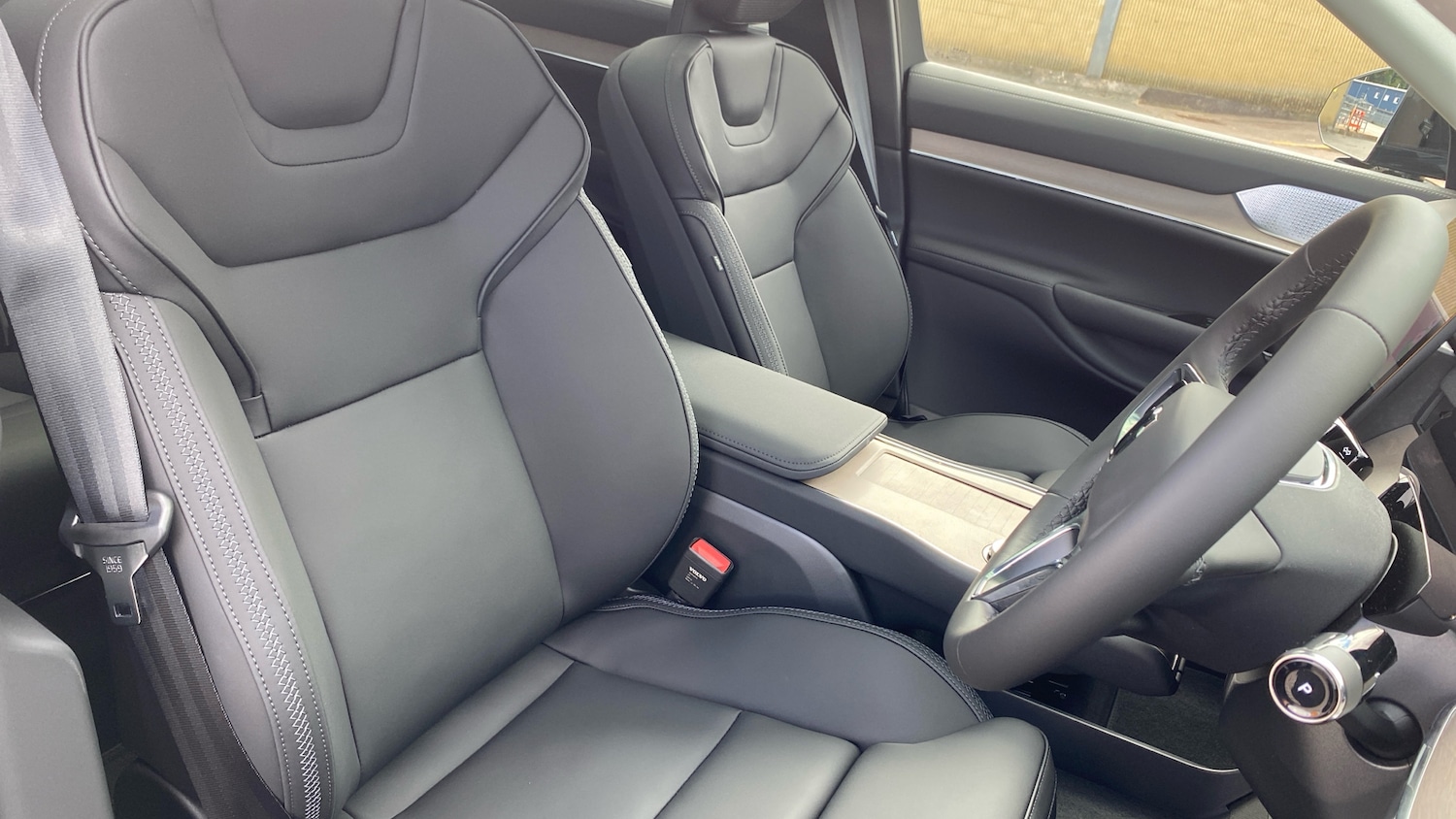 Used Volvo EX90 2025 for sale - 77570544: Photo 9