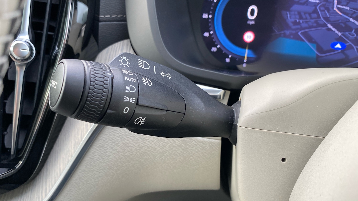 Used Volvo XC60 2022 for sale - 76653246: Photo 23