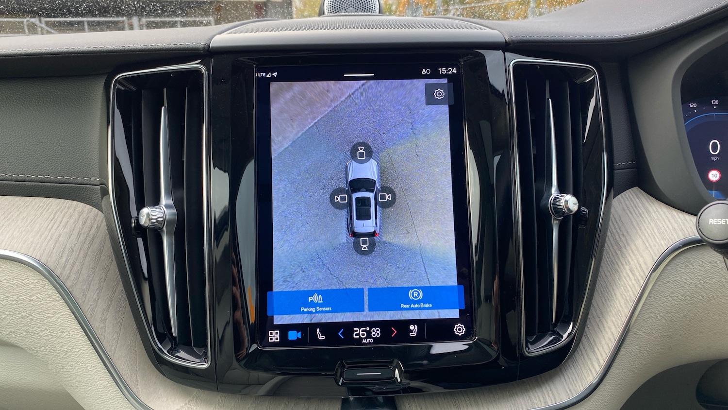 Used Volvo XC60 2022 for sale - 76653246: Photo 32