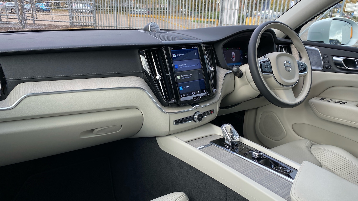 Used Volvo XC60 2022 for sale - 76653246: Photo 4