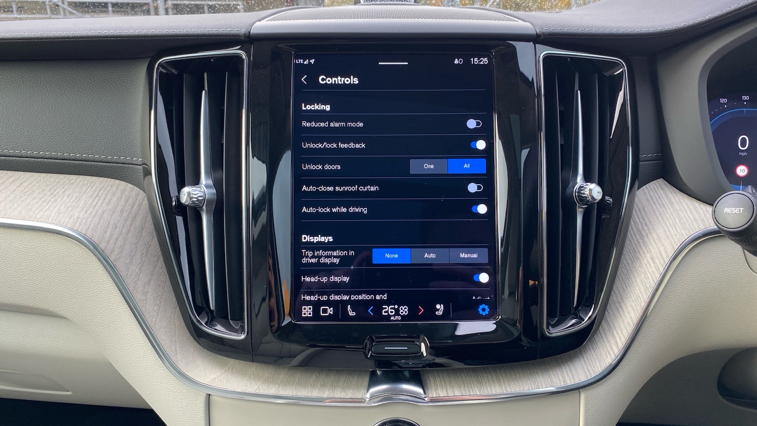 Used Volvo XC60 2022 for sale - 76653246: Photo 41