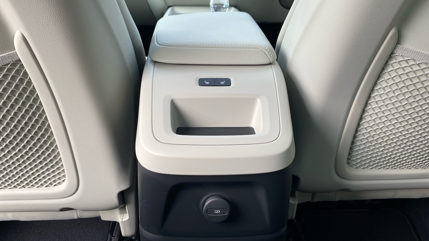 Used Volvo XC60 2022 for sale - 76653246: Photo 46