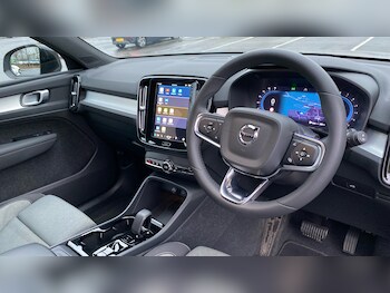 Used Volvo XC40 2023 for sale - 76693194: Photo