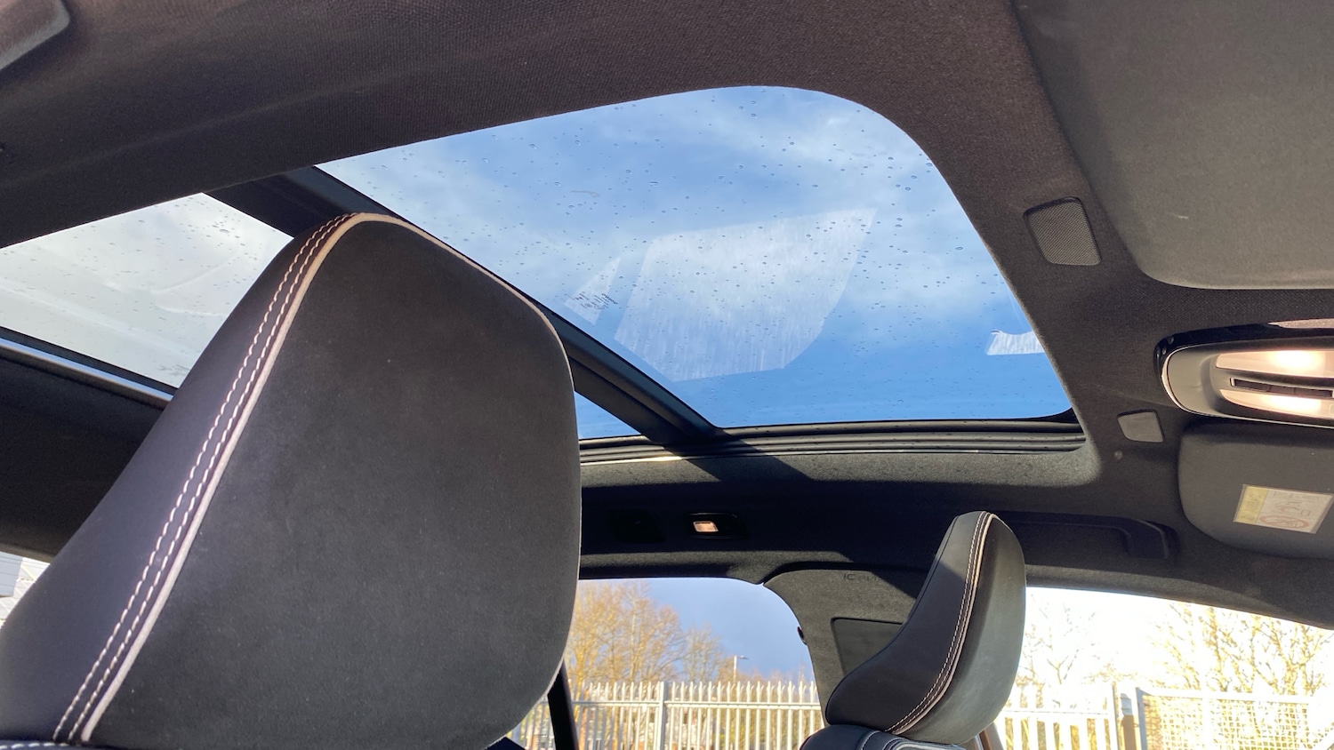 Used Volvo XC40 2025 for sale - 77901460: Photo 35